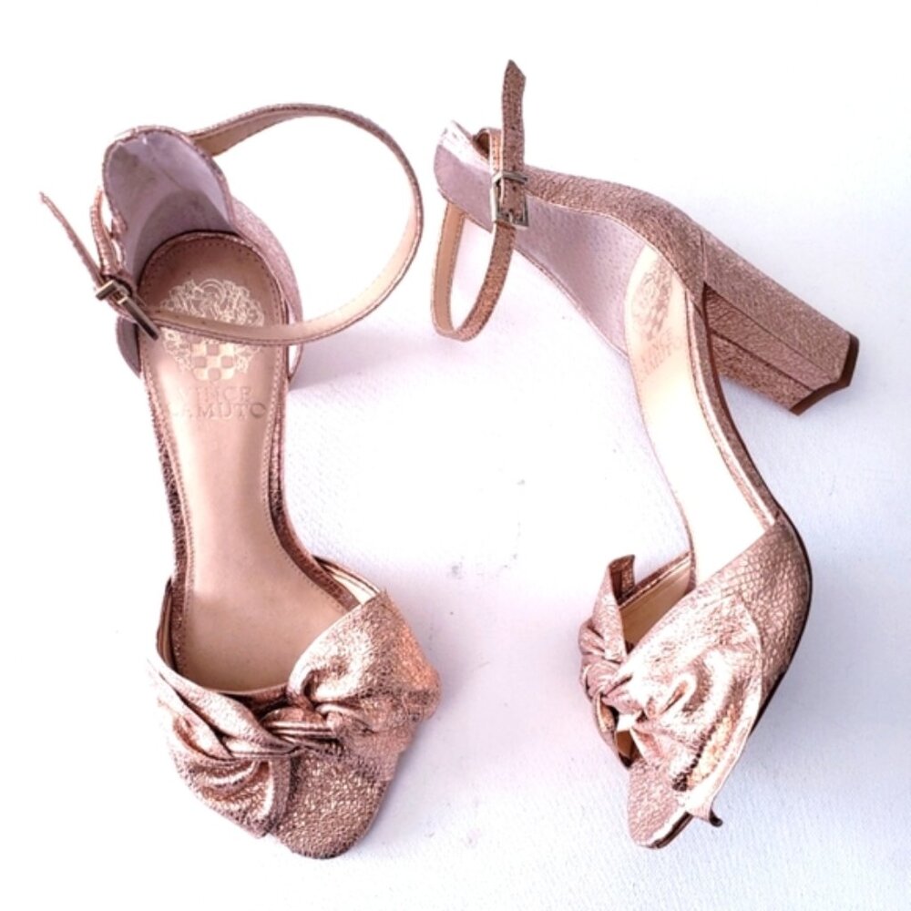 VINCE CAMUTO - Carrelen Block Heel Sandal in Beaming Blush